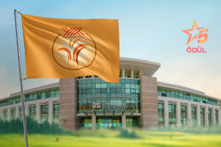 KTO Karatay Üniversitesi, YÖK’ten Beş Turuncu Bayrak Ödülü Birden Aldı